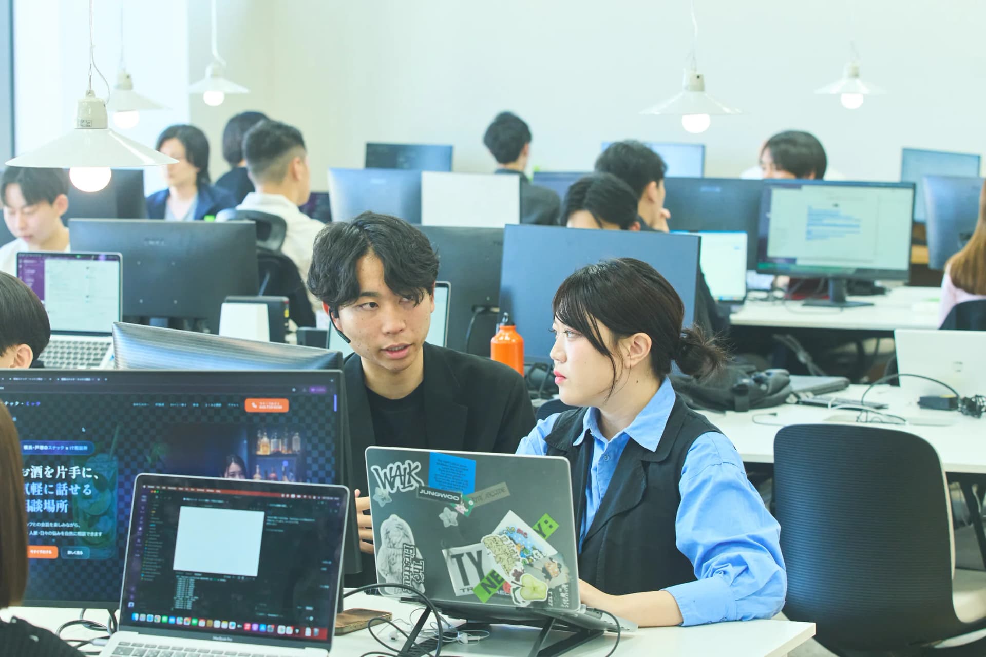 Web画面を確認しながら相談するプロパゲートのAI Webディレクター